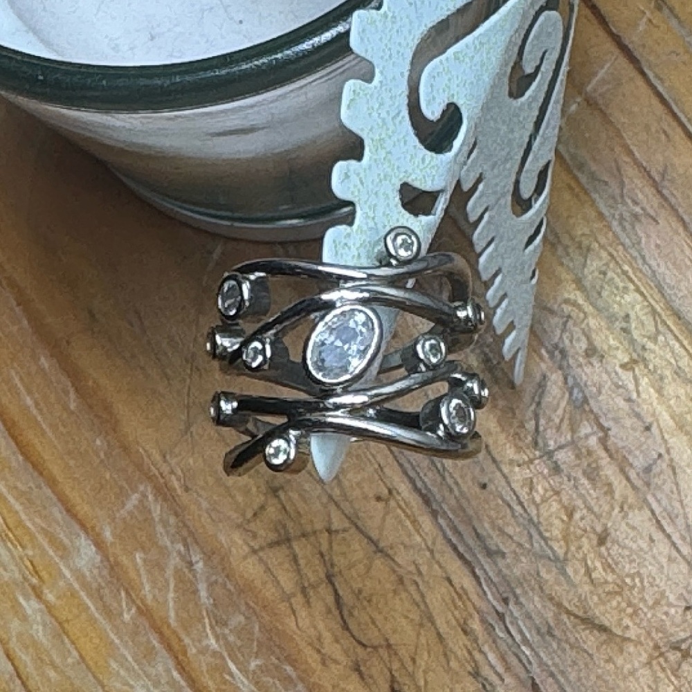 NEW Sterling Silver 925 stamped stacked ring with beautiful clear stones. Size 6 - Picture 1 of 16